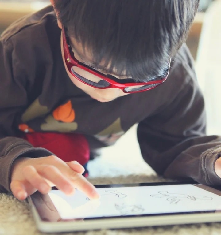 Pros y contras de los recursos educativos digitales