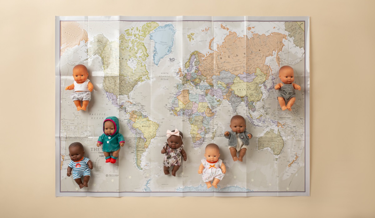 Diversidad e inclusión, los valores de jugar con muñecos Miniland